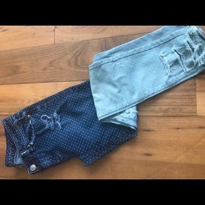 Distressed skinny denim jeans